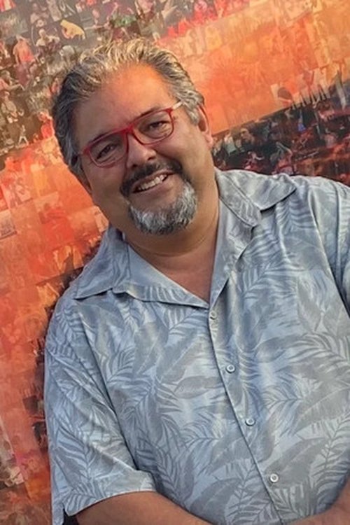 Steven Vasquez as Antonio Banderas