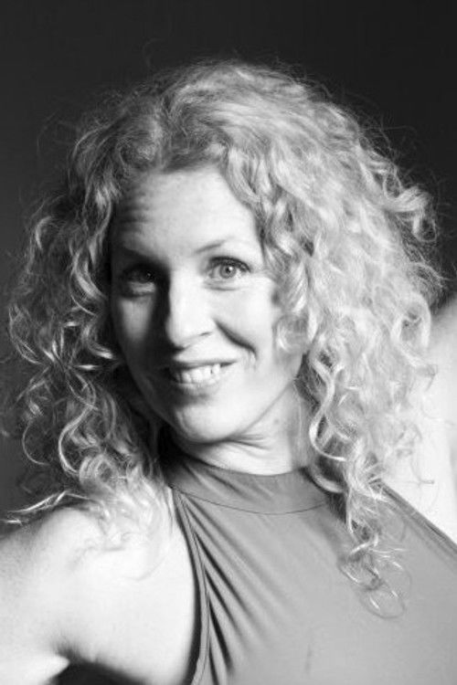 April Ritzenthaler as Queen Destroyer / La Muerta