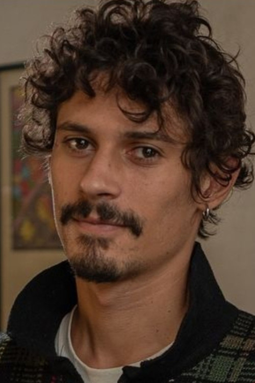 Américo Hollander as Samuel