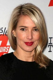 Sidonie Bonnec as Self - Host