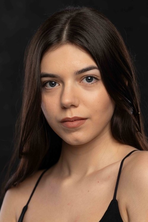 Paula Gallego as Tania