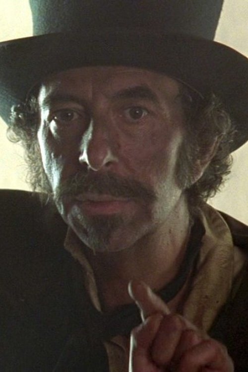 Paco Morayta as Ramirez