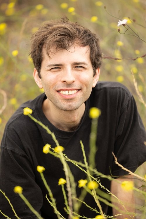 Andras Ostrom as Greg