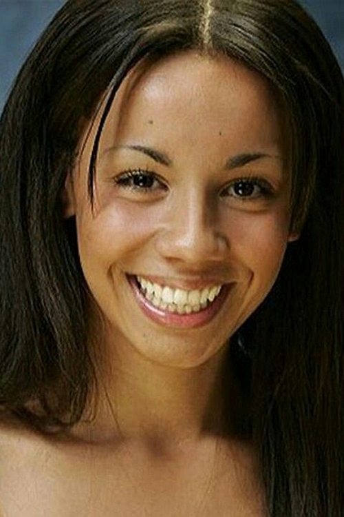 Lisa Livingstone as Rebecca Donavan