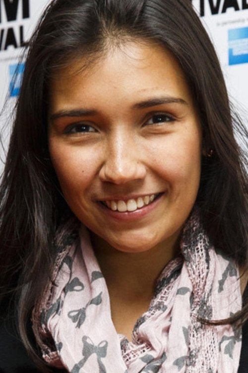 Bruna Amaya as Luiza