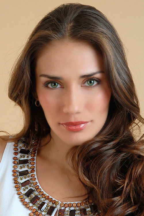Carolina de Moras as María del Pilar Lyon