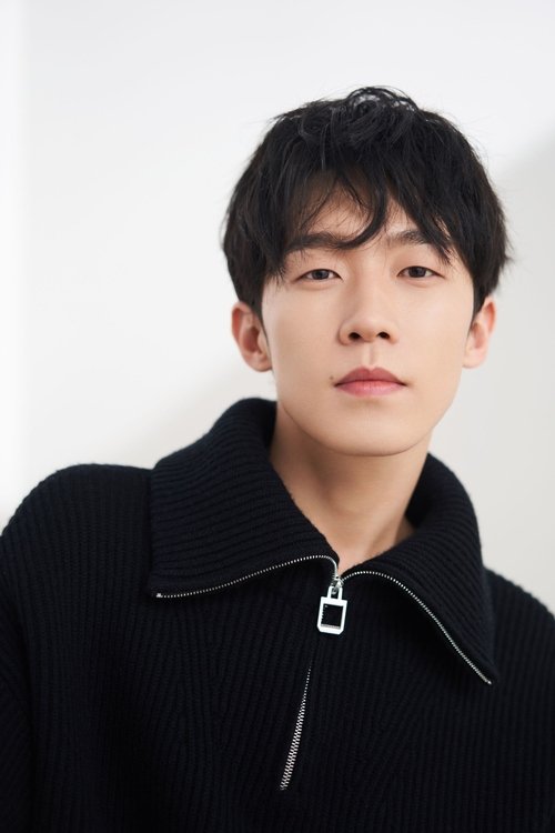 Wang Xuedong as Li Chunlai