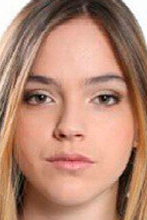 Elisa Drabben as Paula