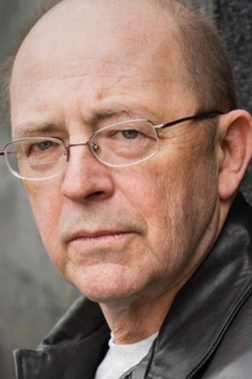 Ebbe Roe Smith as Fred Henry Pervin