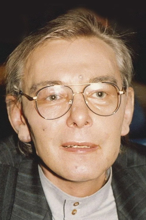 Kurt Raab as Secretary