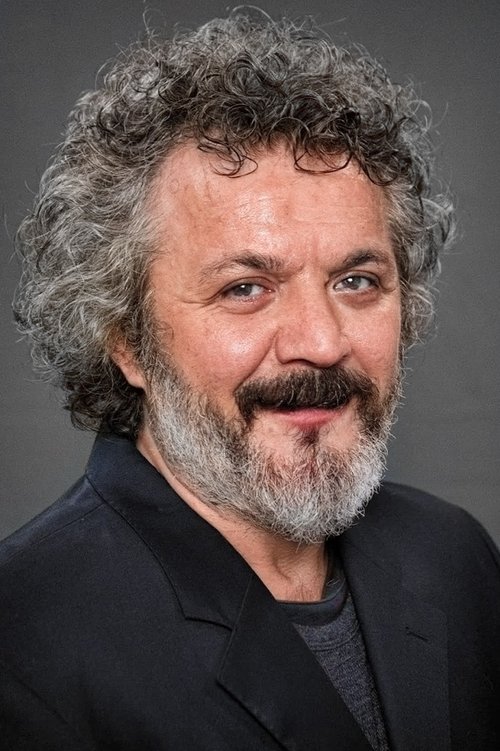 Müfit Can Saçıntı as 