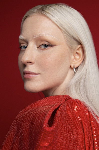 Tosya Chaikina as Self