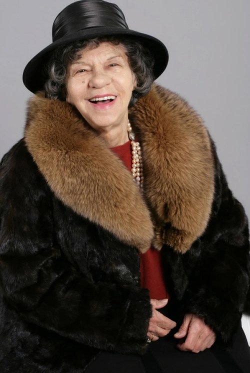 Stoyanka Mutafova as Herself