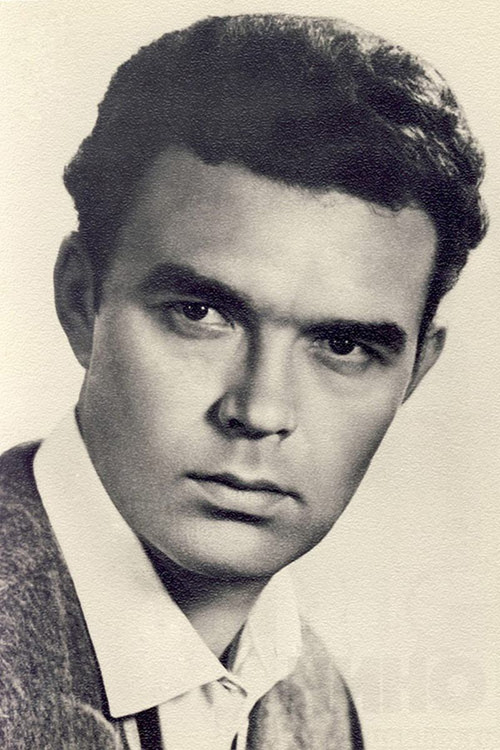 Georgi Yepifantsev as Arsen Zagorny