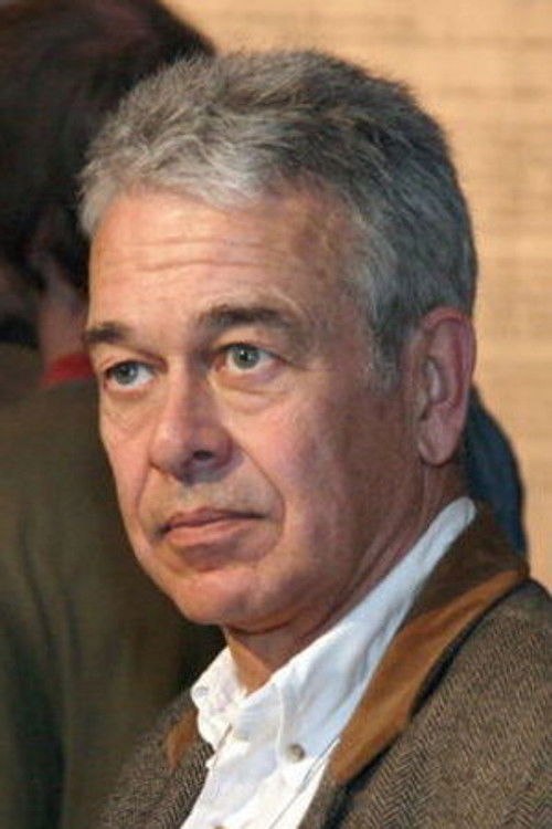 Roch Siemianowski as barman