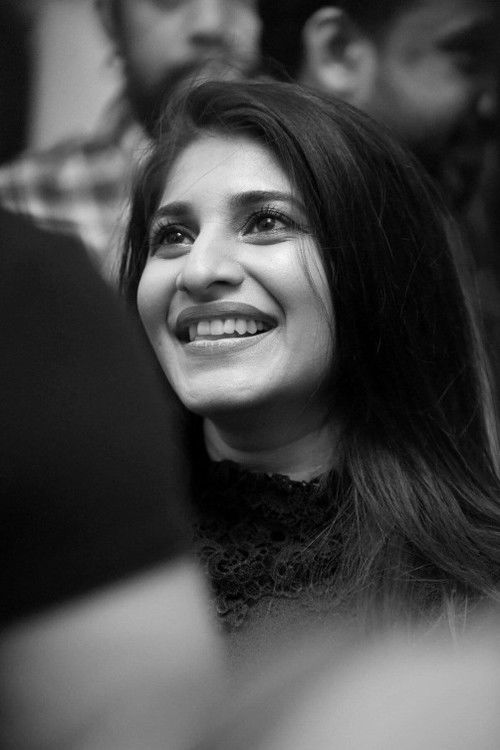 Samanalee Fonseka as Bunty