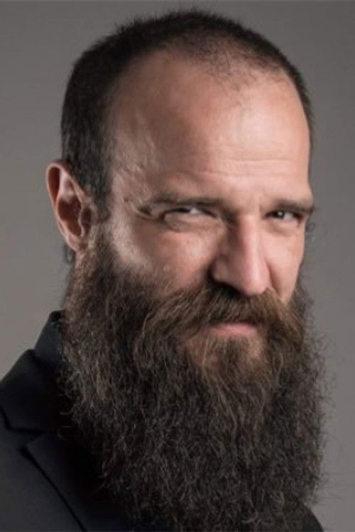 Steven Lance as Gasolinero