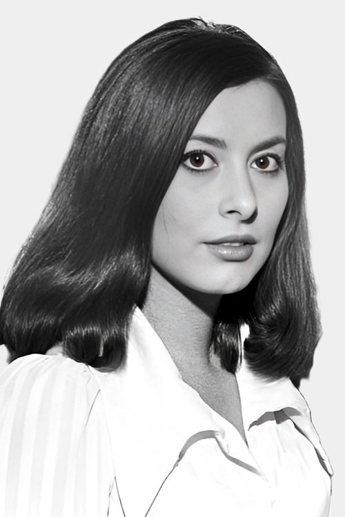 Elisa Ramírez as Marta