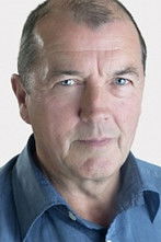 Mark O'Regan as Joe Mulhare