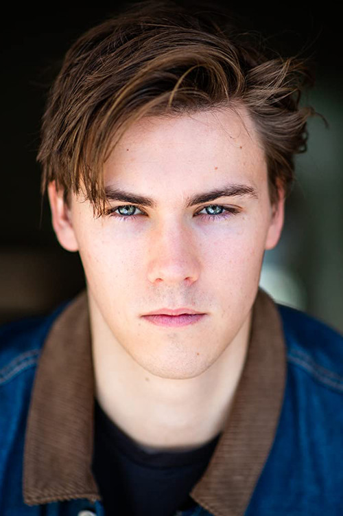Jace Fleming as Ethan