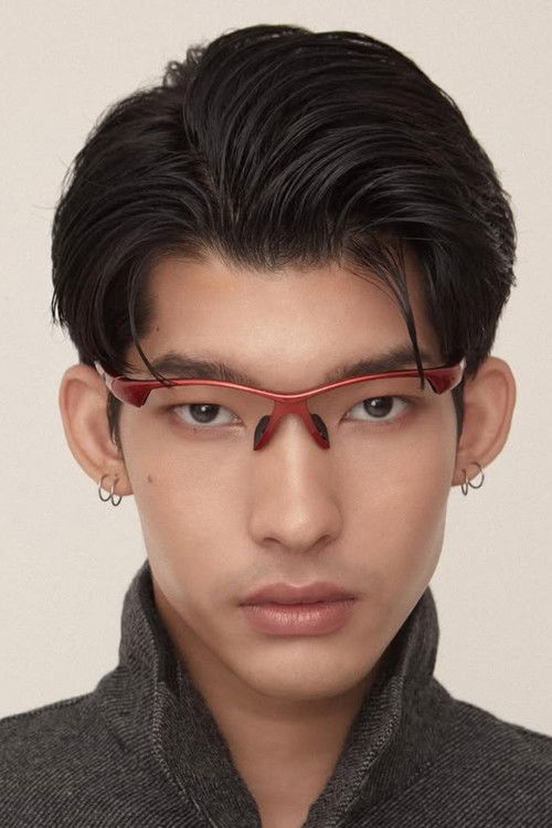 Grit Pisitpong Yukongsak as Self