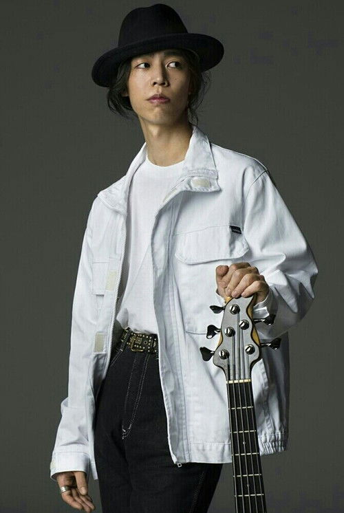 Shingo Ogaya as Performer (Bass)