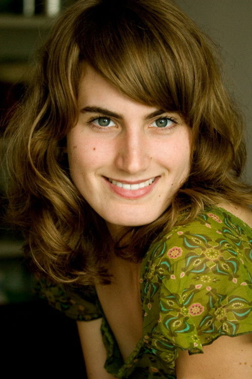 Nadine Salomon as Lina