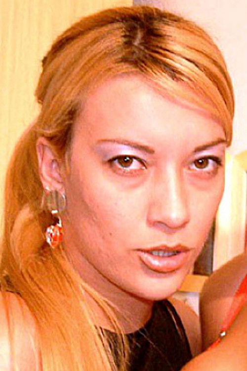 Camila Oliver as (as Dani)