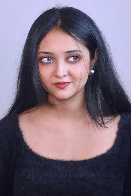 Parsha Mahjabeen as Usha