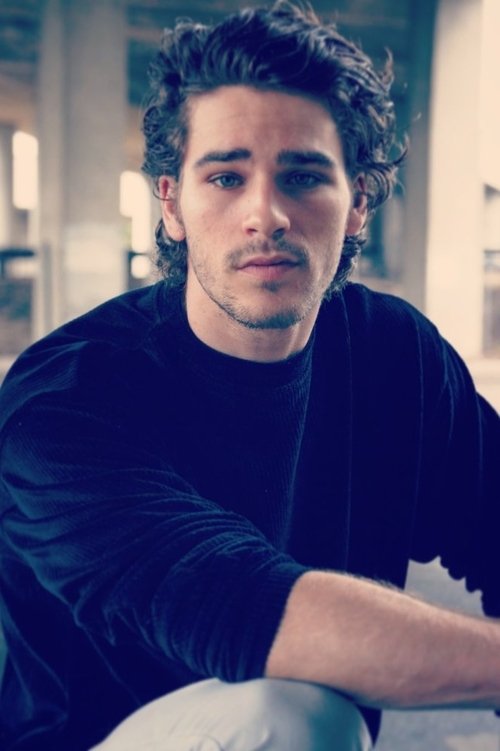 Noah Nevins as Kennedy