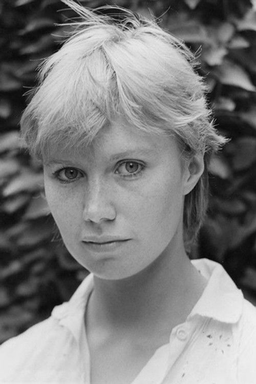 Katy Behean as Mariane