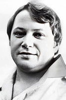 Vladimir Sitanov as певец