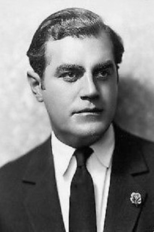 Harry Woods as Bert Logan