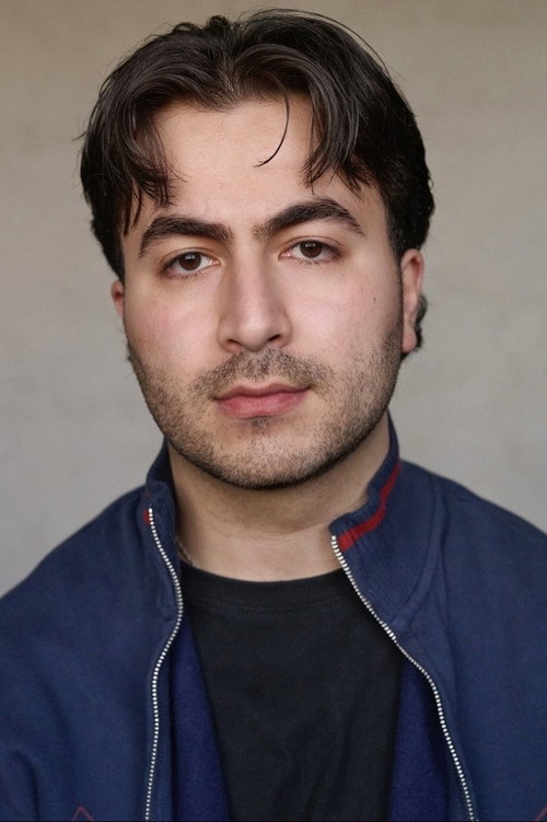 Aein Nasseri as Gang Member