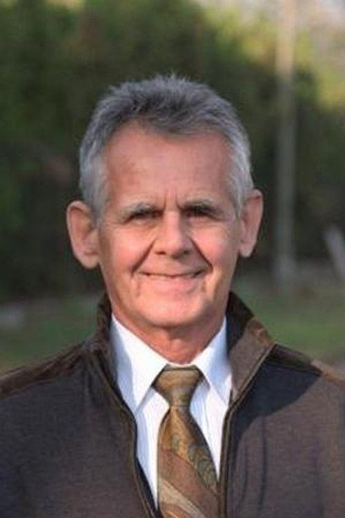 Jan Mateusz Nowakowski as Academic