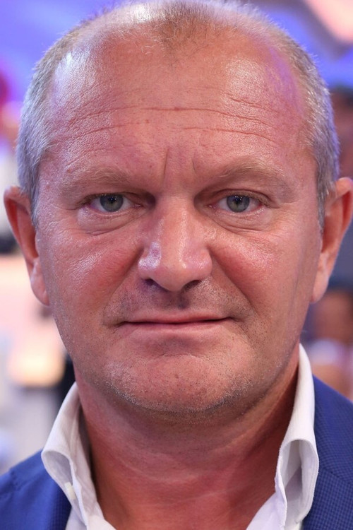 Andrea Pucci as Zeus