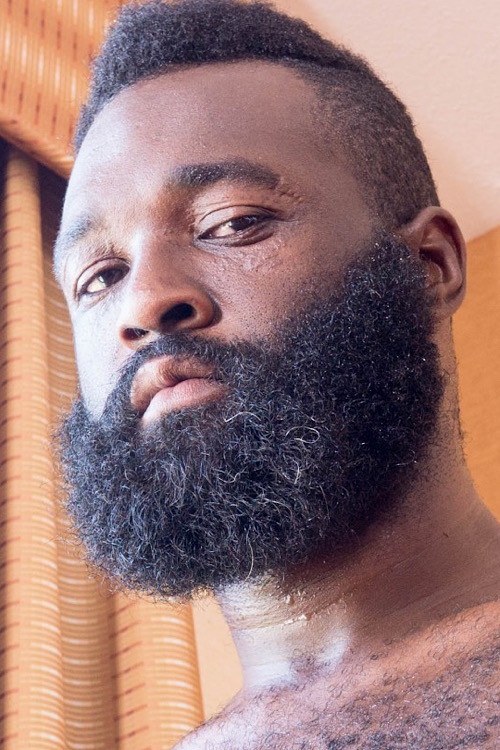 Donte Oxun as (archive footage)