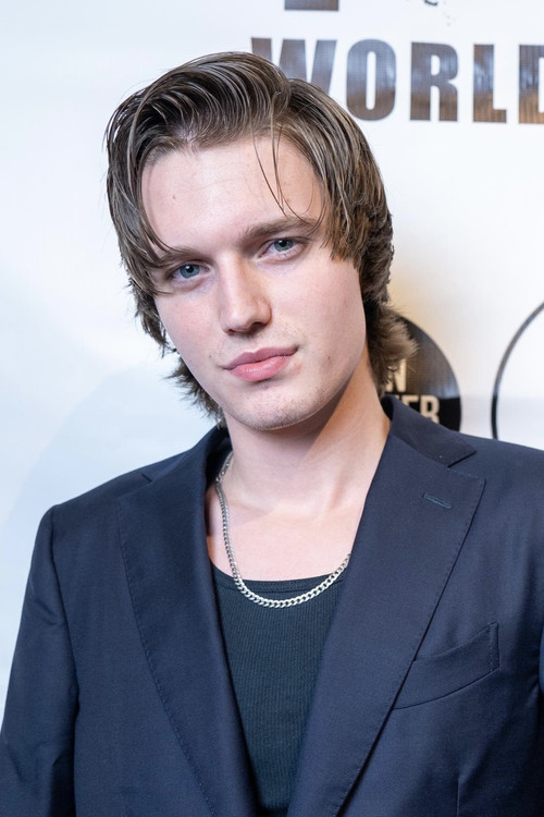 Bryley Michael Bell as Myles Mac