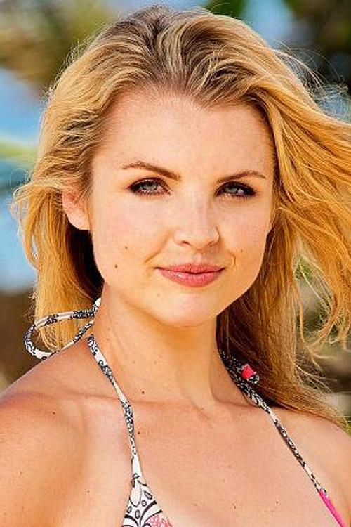 Andrea Boehlke as Zoe