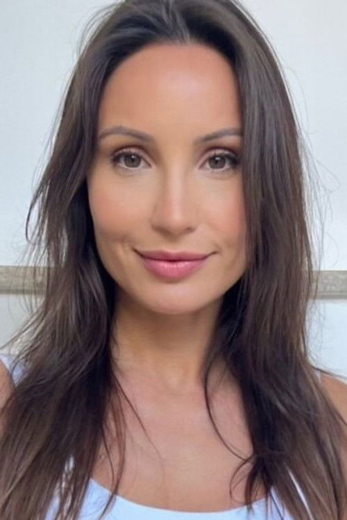 Paola Rodrigues as Bandigata