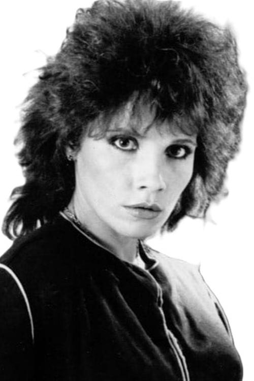 Pilar Alcón as Barbara