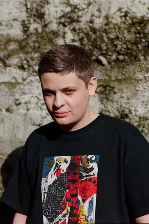 Luka Khinikadze as Self