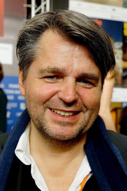 Rüdiger Suchsland as Self - Narrator (voice)