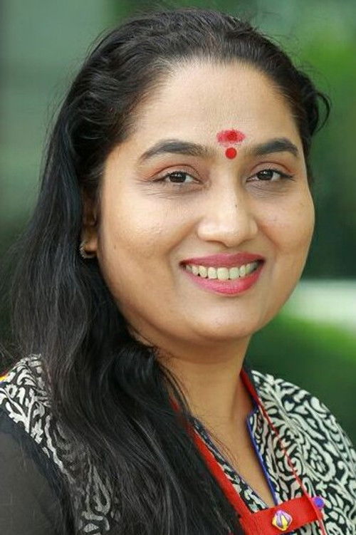 Yamuna Mahesh as Elizabeth
