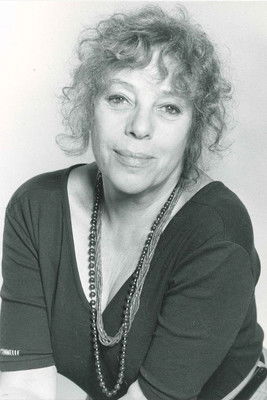 Suzy Falk as La Crémière