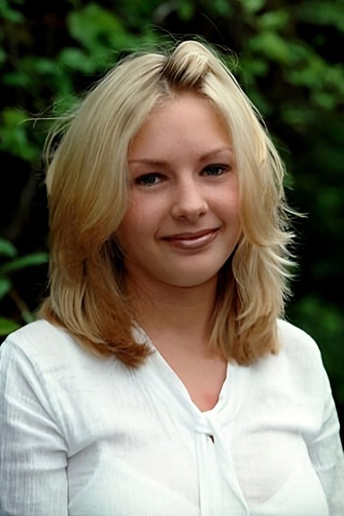 Kerry Ann Christiansen as Bridget