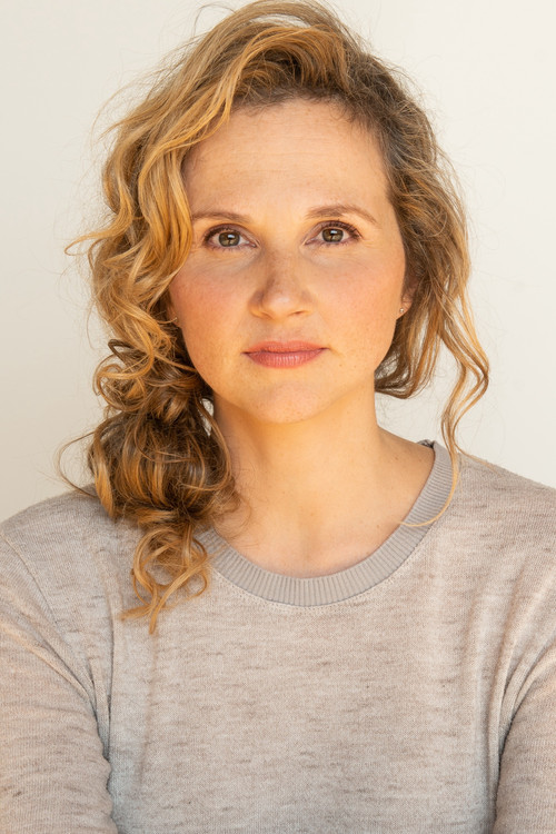 Caroline Bouchard as Young Maroccan lady