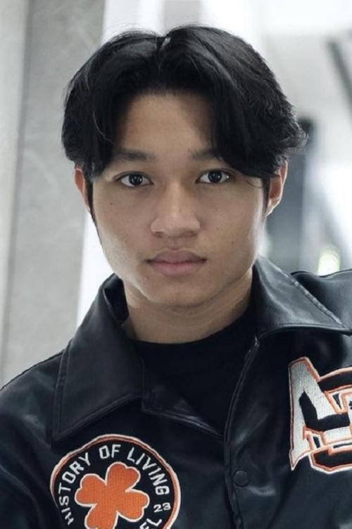 Kiesha Alvaro as Raim Laode