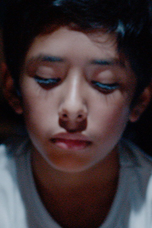 Yael Sosa as Julián