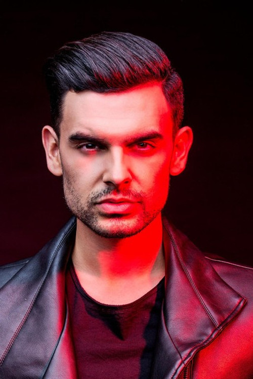 Horváth Tamás as Zsűri